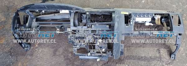 Airbag Copiloto Con Tablero (TYT054) Toyota Tundra 5.7 AUT 4×4 2013 $250.000 + IVA