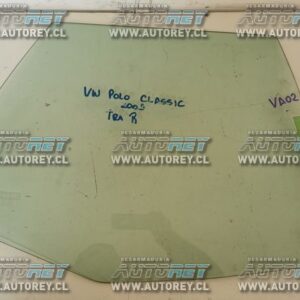 Vidrio Puerta Trasera Derecha (VA02) Volkswagen Polo Classic 2003 $10.000 + IVA