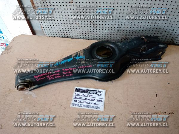Bandeja superior trasera izquierda Suzuki Grand Nomade 2016 $25.000 más iva.JPG