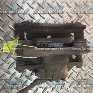 Caliper delantero derecho Peugeot Partner 2003 al 2012 $25.000 mas iva (2)