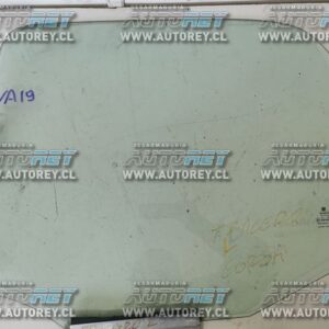 Vidrio Puerta Trasera Izquierda (VA19) Chevrolet Corsa Extra 2009 $10.000 + IVA