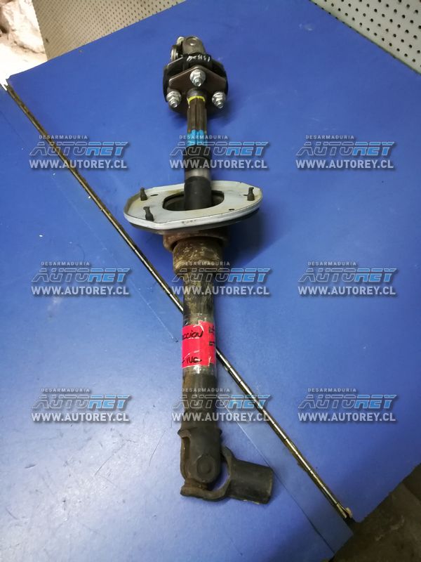 Articulacion columna direccion Ssangyong New Actyon 2007 al 2012 $18.000 mas iva