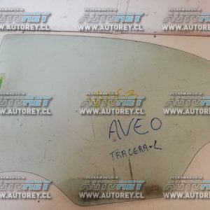 Vidrio Puerta Trasera Izquierda (VA063) Chevrolet Aveo 2010 $10.000 + IVA