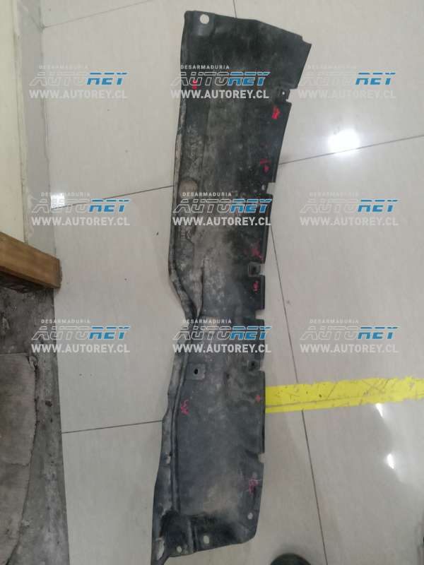 Guardfan delantero izquierdo Mitsubishi l200 2.4 2016 al 2019 $15.000 más IVA.jpeg