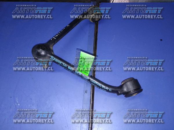 Bandeja superior derecha Ssangyong Actyon 2007 al 2012 $18.000 mas iva (2)