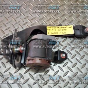 Cinturón seguridad trasero izquierdo Kia Sorento 2.5 diesel 2003-2009 $10.000 mas iva