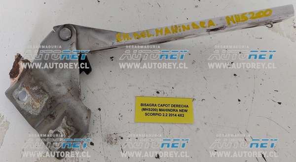 Bisagra Capot Derecha (MHS200) Mahindra New Scorpio 2.2 2014 4×2 $8.000 + IVA