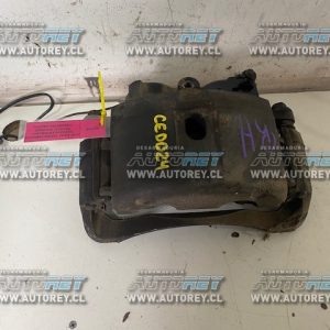 Caliper delantero derecho (CED024) Chevrolet Express 2012 $40.000 mas iva