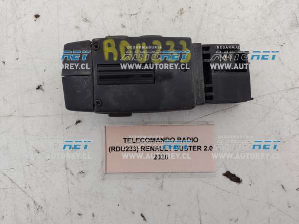 Telecomando Radio (RDU233) Renault Duster 2.0 2020 $15.000 + IVA