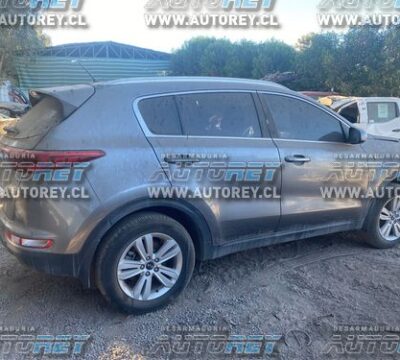 Marzo 2022 – Kia Sportage 2018 2.0 bencinera 4×2 mecánica 13.000 km