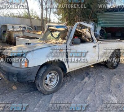 Abril 2022 – Nissan Terrano 2013 4×2 cabina simple diésel mexicana