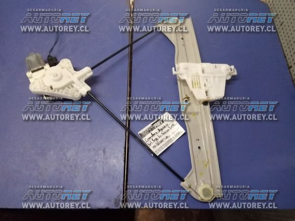 Cremallera alza vidrio puerta delantera izquierda Volkswagen Saveiro 2018 $40.000 más iva