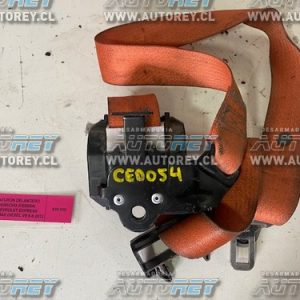 Cinturón seguridad delantero derecho (CED054) Chevrolet Express 2012 $20.000 mas iva