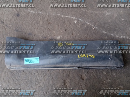 Moldura Inferior Exterior Puerta Trasera Derecha (LRR295) Land Rover Range Rover 3.0 $50.000 + IVA