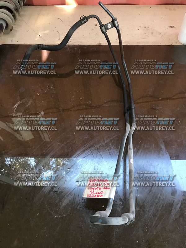 Cañería enfriador líquido hidráulico (074) Toyota Hilux 2011 $15.000 más iva