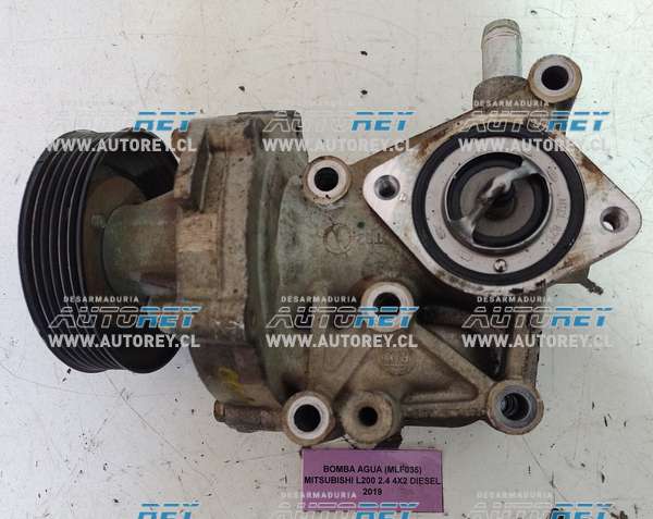 Bomba Agua (MLF035) Mitsubishi L200 2.4 4×2 Diesel 2019 $50.000 + IVA