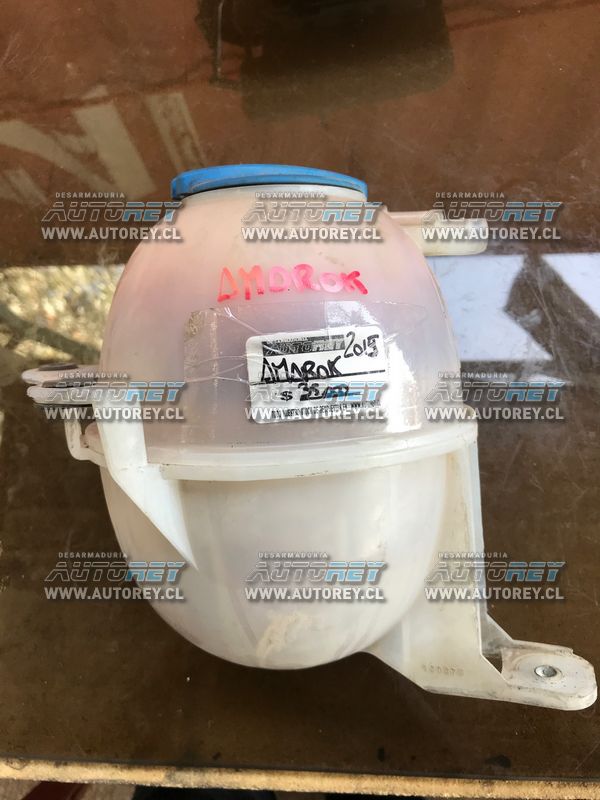 Deposito agua refrigerante motor Volkswagen Amarok 2.0 $18.000 mas iva (3)