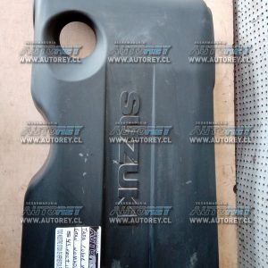 Tapa cubre motor superior pequeño detalle Suzuki Grand Nomade 2.4 2016 $30.000 mas iva.JPG