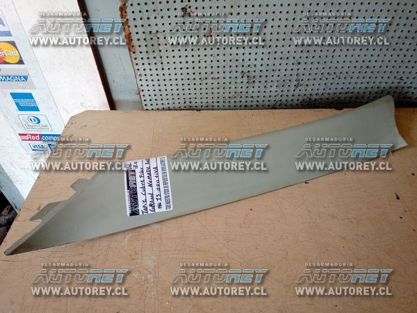 Tapiz cubre pilar delantero superior izquierdo Suzuki Grand Nomade 2016 $10.000 mas iva.JPG