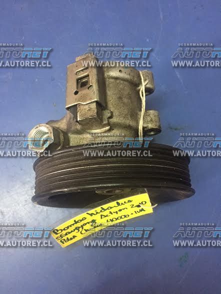 Bomba hidraulica polea chueca Ssangyong Actyon 2007 al 2012 $30.000 mas iva