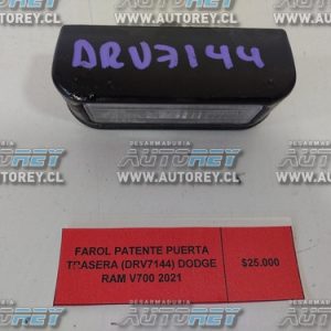 Farol Patente Puerta Trasera (DRV7144) Dodge Ram V700 2021 $8.000 + IVA