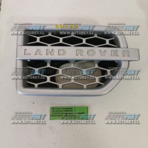 Moldura Tapabarro Delantero Derecho 22107000 ( LD125) Land Rover Discovery 4 2011 3.0 $45.000 + IVA