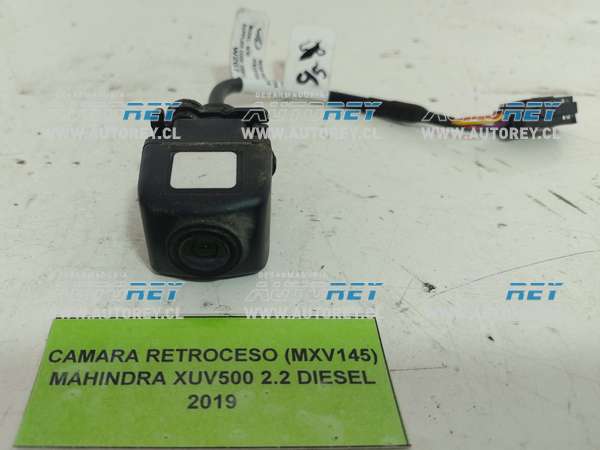 Camara Retroceso (MXV145) Mahindra XUV500 2.2 Diesel 2019 $50.000 + IVA