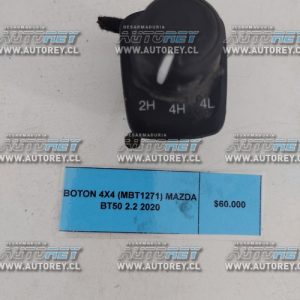 Botón 4×4 (MBT1271) Mazda BT50 2.2 2020 $35.000 + IVA