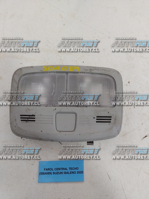 Farol Central Techo (SBA089) Suzuki Baleno 2020 $10.000 + IVA