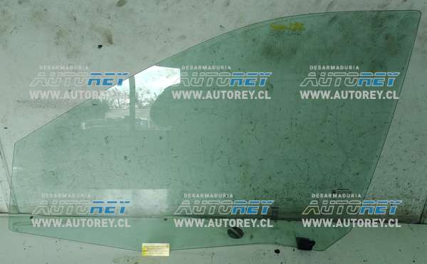 Vidrio Puerta Delantera Izquierda (SNW282) SSangyong New Actyon 2.0 Diesel 4×2 2020 $35.000 + IVA (Parcela)