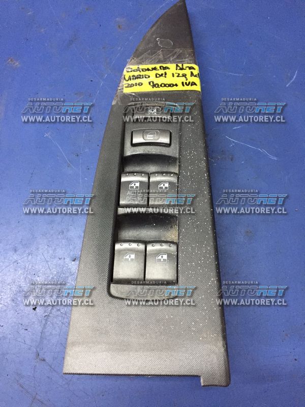 Botonera alza vidrio puerta delantera izquierda Ssangyong Actyon 2007 al 2012 $40.000 mas iva (3)