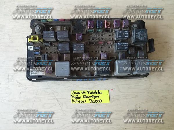 Caja fusibles motor Ssangyong Actyon 2007 al 2012 $50.000 mas iva (3)