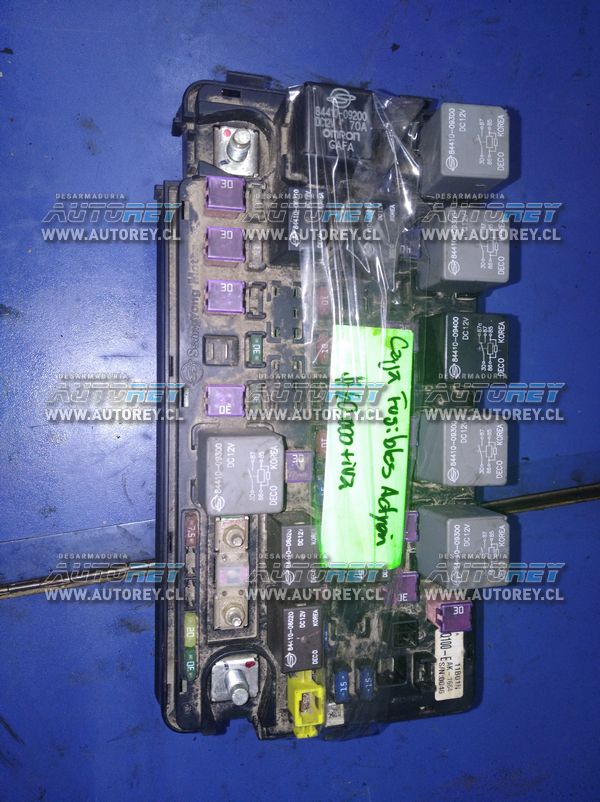 Caja fusibles motor Ssangyong Actyon 2007 al 2012 $50.000 mas iva (4)