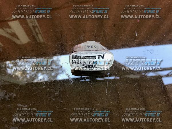 Farol tapabarro delantero Toyota Hilux 2007 al 2015 $5.000 más iva (2)