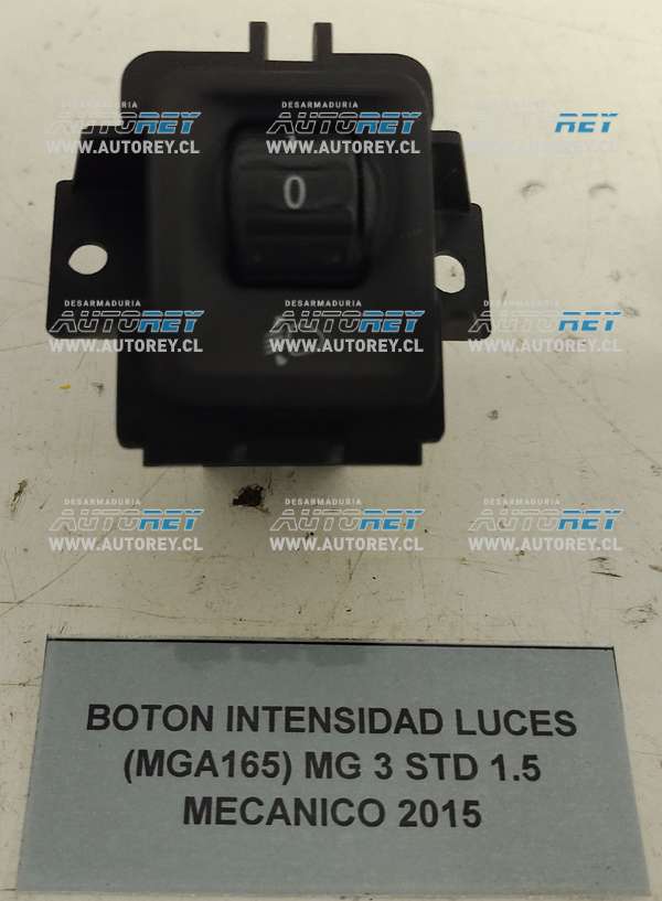 Botón Intencidad Luces (MGA165) MG 3 STD 1.5 Mecánico 2015 $10.000 + IVA.jpeg