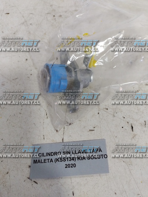 Cilindro Sin Llave Tapa Maleta (KSS134) Kia Soluto 2020 $10.000 + IVA