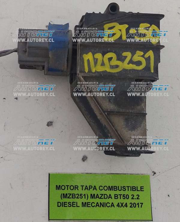 Motor Tapa Combustible (MZB251) Mazda BT50 2.2 Diesel Mecánica 4×4 2017 $20.000 + IVA