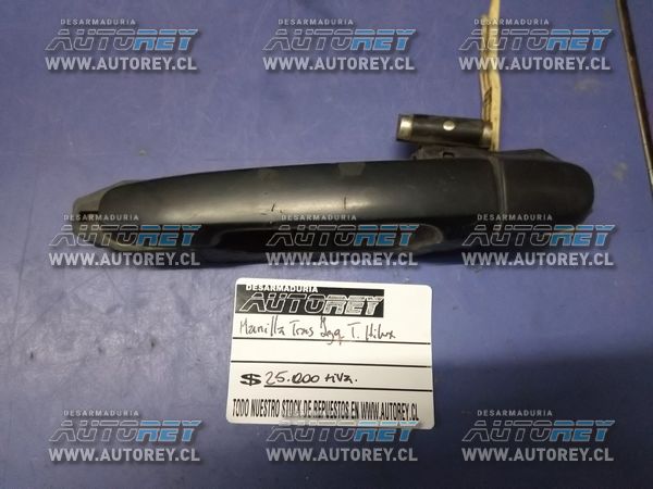 Manilla exterior puerta trasera izquierda Toyota Hilux 2007 al 2015 $15.000 más iva (3)