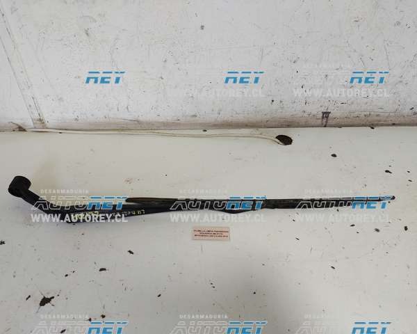 Plumilla Limpia Parabrisa Izquierda (MLE172) Mitsubishi L200 2.4 4×4 2019 $20.000 + IVA