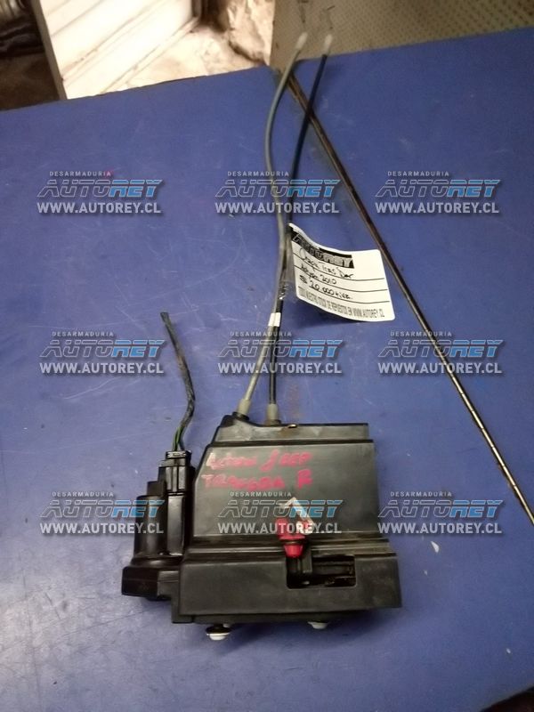 Chapa puerta trasera derecha Ssangyong Actyon 2007 al 2012 $15.000 más iva