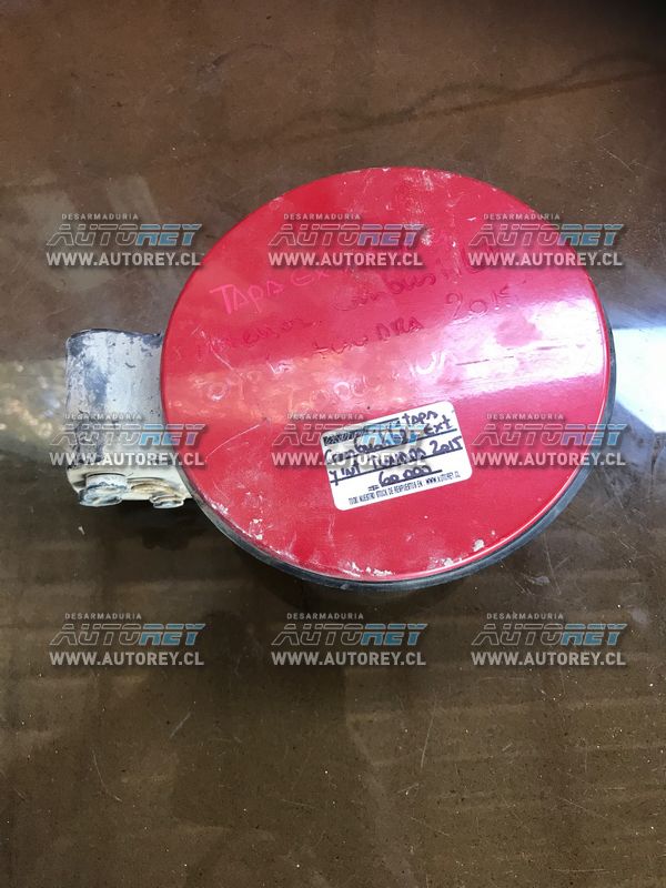 Tapa combustible exterior y interior Toyota Tundra 2015 $50.000 más iva