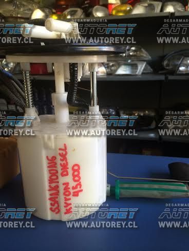 Chupador con flotador combustible Ssangyong Actyon 2007 al 2012 $45.000 más iva (2)