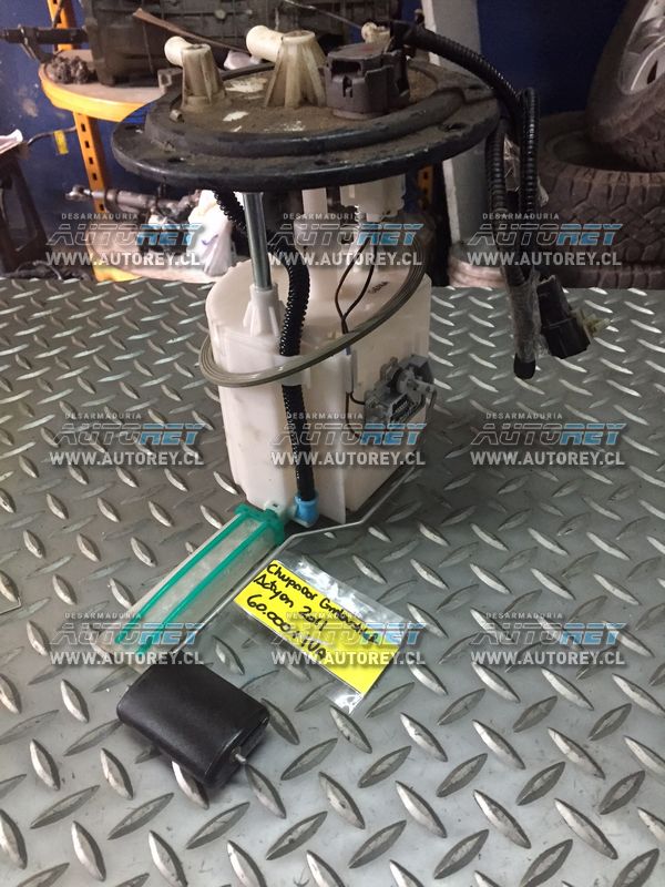Chupador con flotador combustible Ssangyong Actyon 2007 al 2012 $45.000 más iva