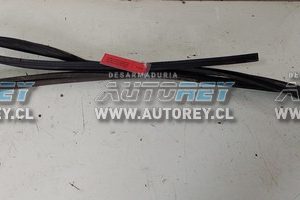 Goma Vidrio Puerta Delantera Derecha (MGZ070) MG ZS 2020 $15.000 + IVA