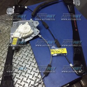 Cremallera alza vidrio electrica puerta delantera derecha Ssangyong New Actyon 2007 al 2012 $30.000