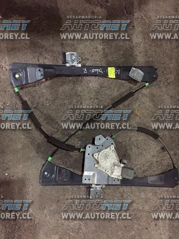Cremallera alza vidrio electrica puerta delantera derecha Ssangyong New Actyon 2007 al 2012 $30.000