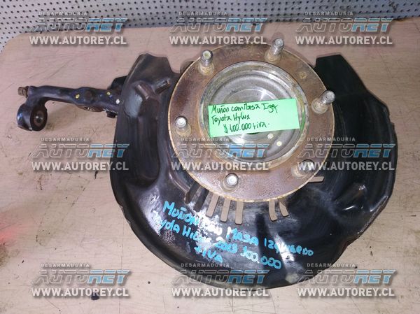 Muñon con masa delantero izquierdo Toyota Hilux 2007 al 2015 $80.000 mas iva (3)