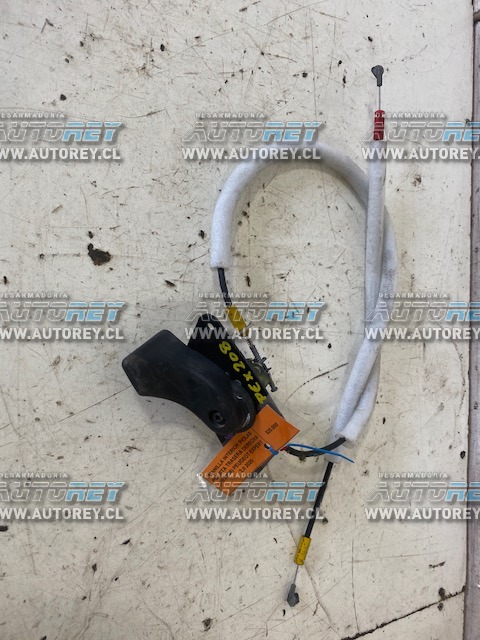 Manilla interior con piolas trasera derecha (PEX208) Peugeot Expert 2.0 2020 $10.000 mas iva