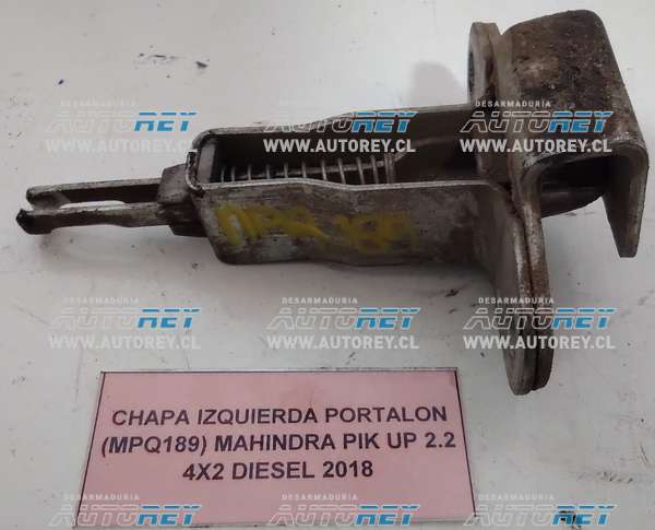 Chapa Izquierda Portalón (MPQ189) Mahindra Pik Up 2.2 4×2 Diesel 2018 $5.000 + IVA