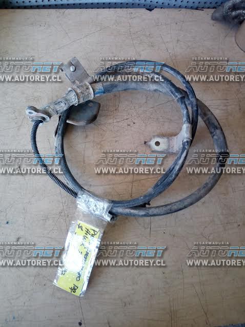 Piola freno mano izquierda Toyota Hilux 2007 al 2015 $20.000 más iva